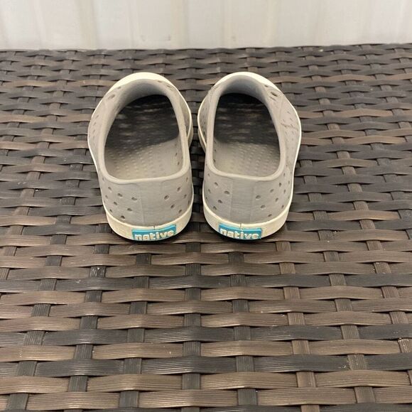 Native Jeffersons kid shoes children’s size 7 - Picture 3 of 5